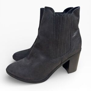 MIA Black Charcoal Ankle Boots Block Heel Chelsea Style Womens US Size 8.5